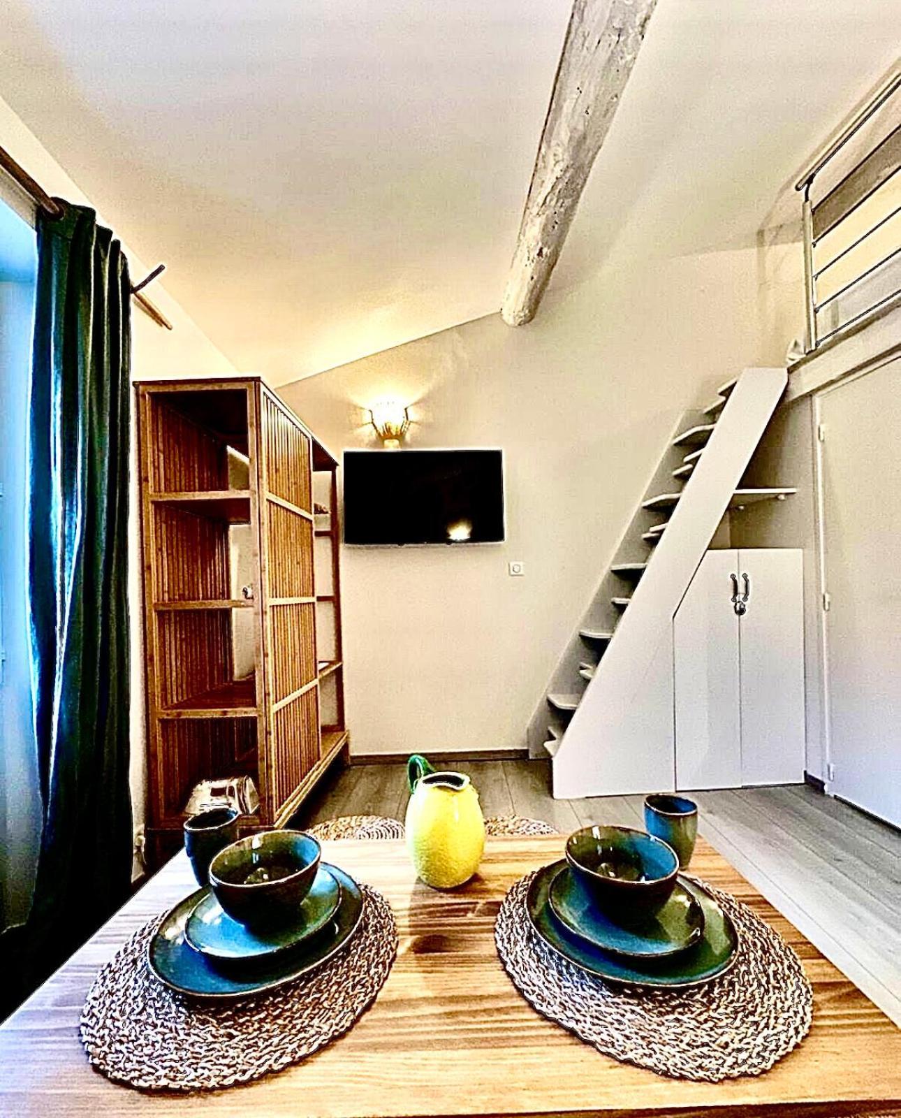 Cozy Studio Le Cedre, Port De Saint Tropez Bagian luar foto