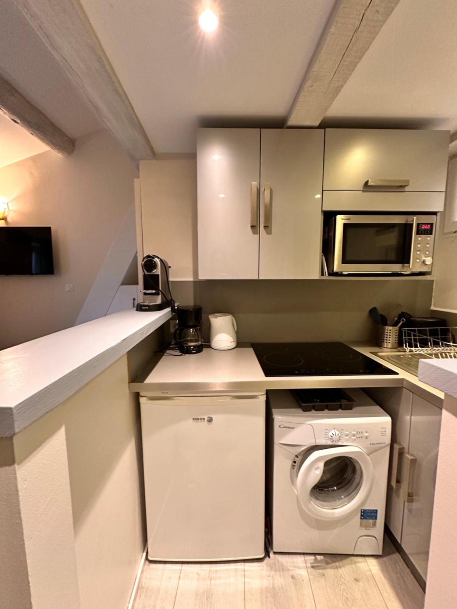 Cozy Studio Le Cedre, Port De Saint Tropez Bagian luar foto